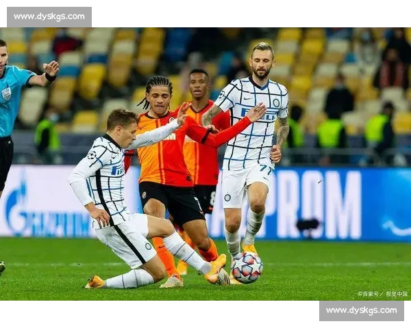 欧洲冠军联赛技术统计分析与表现解读 赛季表现趋势与数据深度剖析